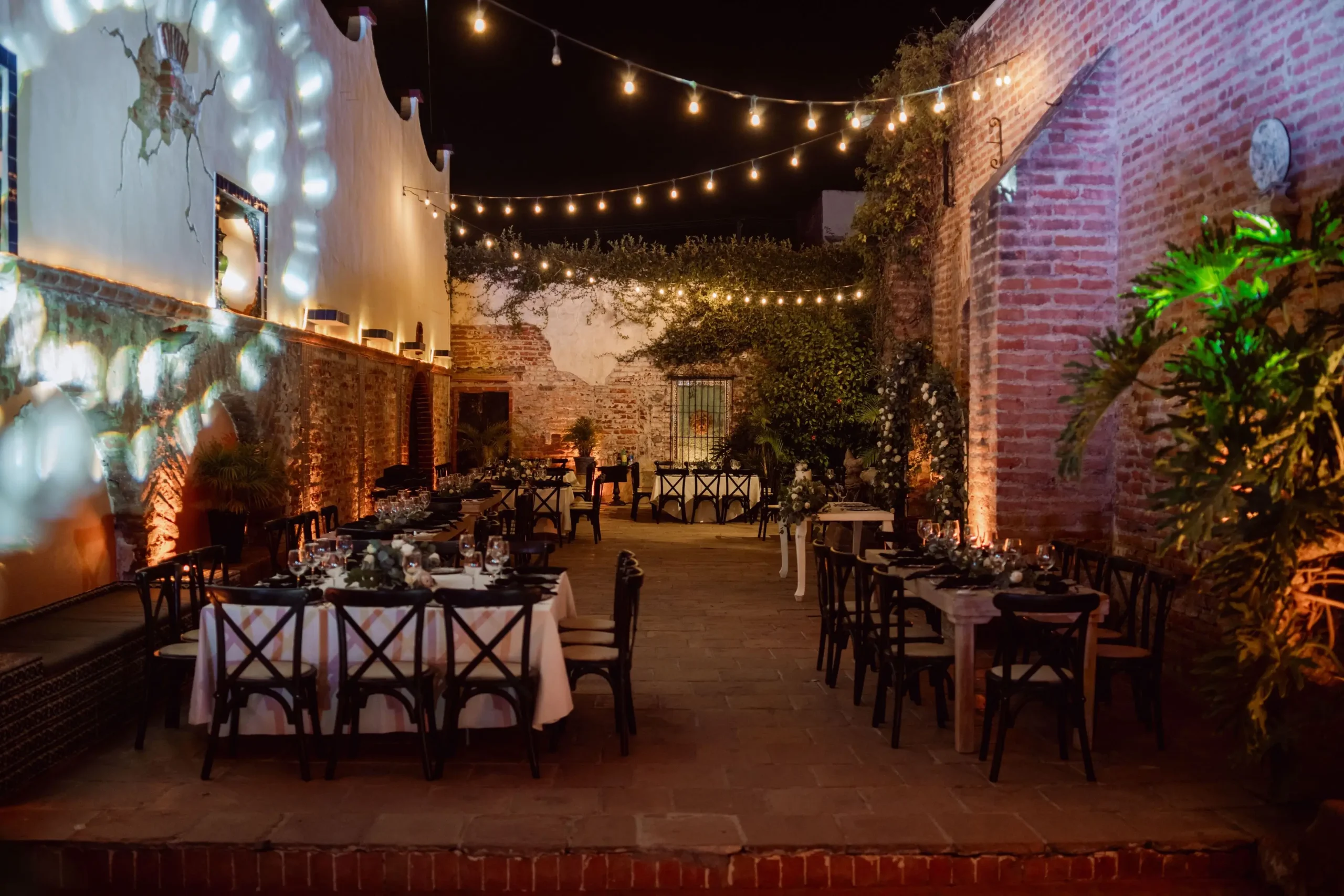 Hotel Villa Levante | A CULINARY JOURNEY THROUGH HISTORY: DINNERS AND SPECIAL EVENTS AT VILLA LEVANTE